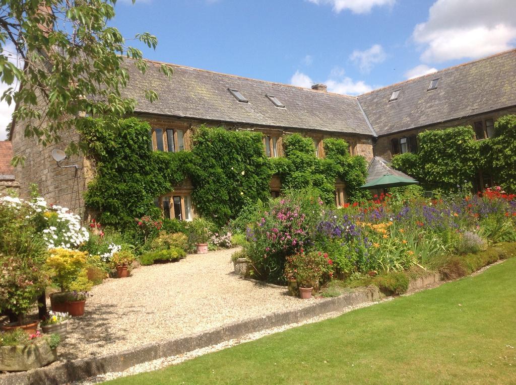 ビーミンスター Seaborough Manor Farmhouse Bed & Breakfast エクステリア 写真